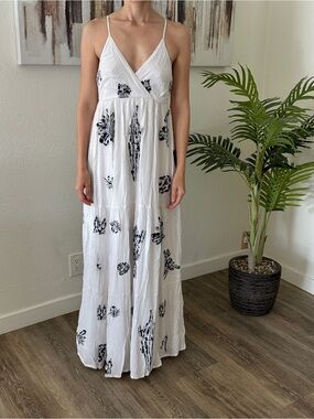 avignon lace maxi dress Destiny Lace Maxi Dress Burgundy